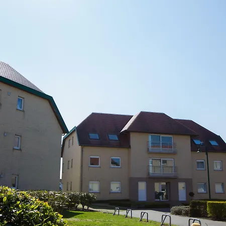 Apartament Holiday *