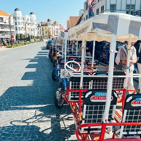 Apartament Holiday *